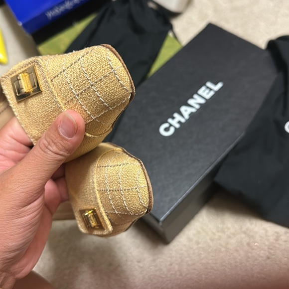 Chanel shoes - Picture 7 of 8